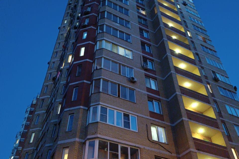 Продаётся 1-комнатная квартира, 42.6 м²