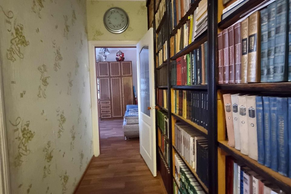 Продаётся 3-комнатная квартира, 68.3 м²