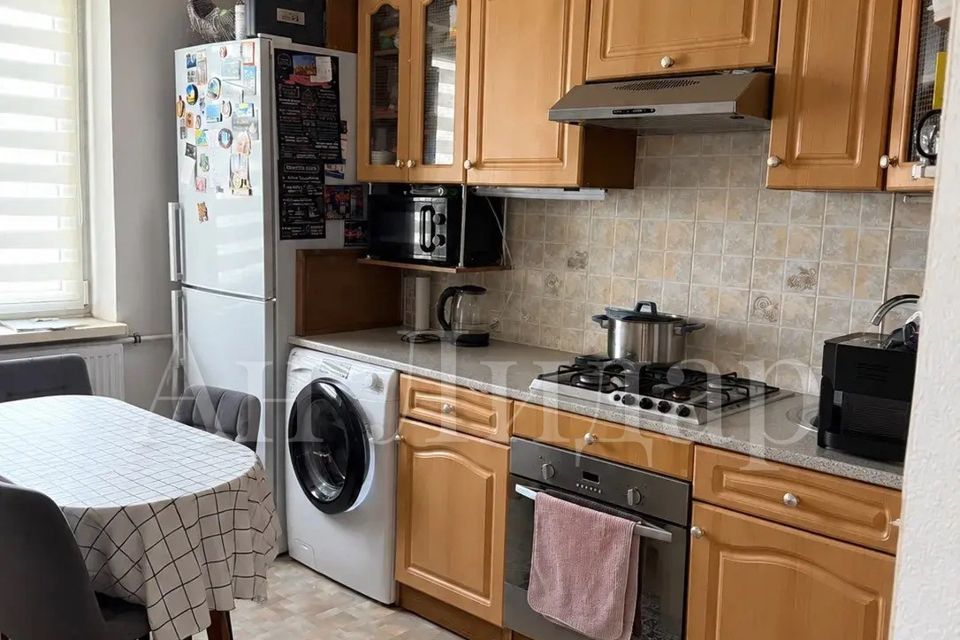 Продаётся 3-комнатная квартира, 69.2 м²