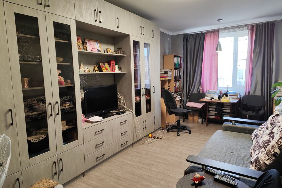 Продаётся 1-комнатная квартира, 40.9 м²