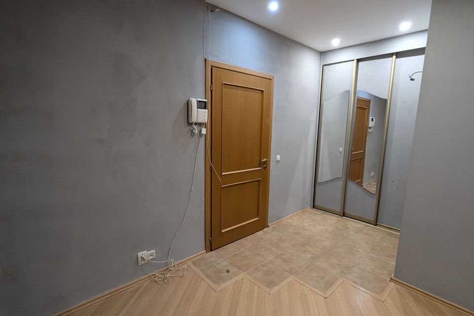 Продаётся 1-комнатная квартира, 58.2 м²