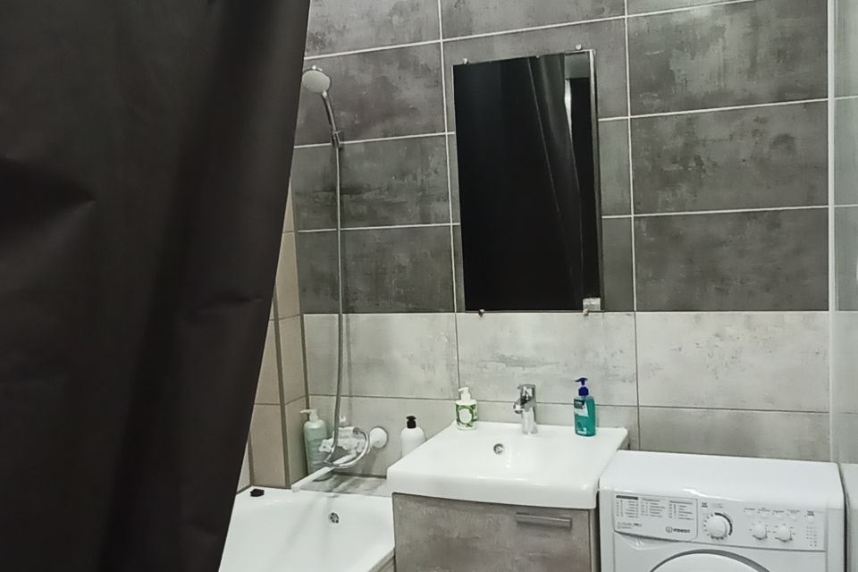 Продаётся 1-комнатная квартира, 59 м²