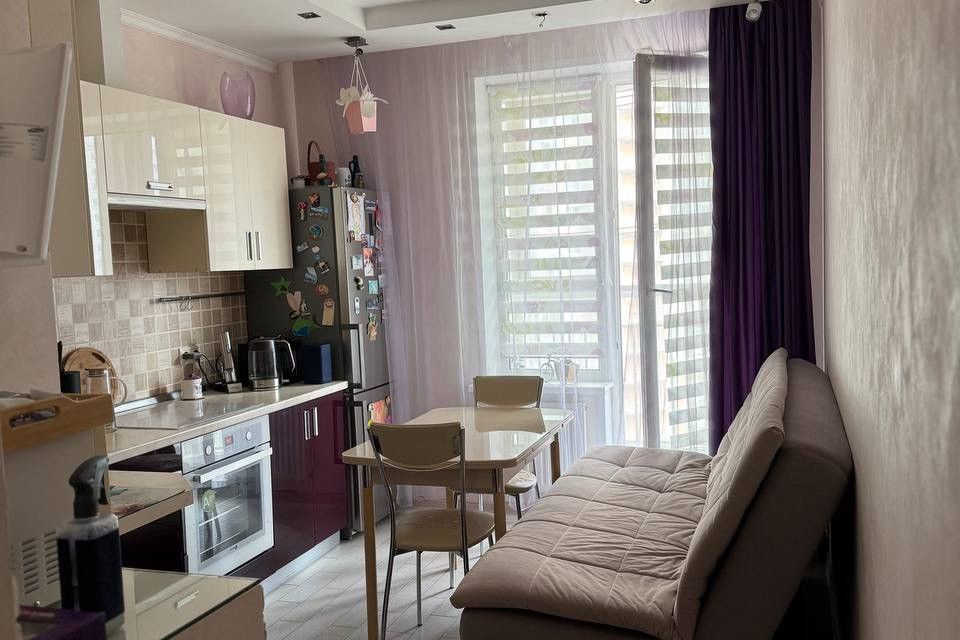 Продаётся 1-комнатная квартира, 41 м²