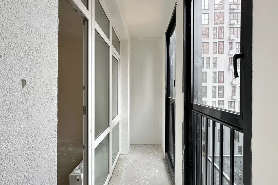 Продаётся 4-комнатная квартира, 100 м²
