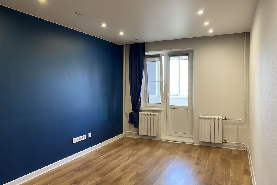 Продаётся 1-комнатная квартира, 42 м²