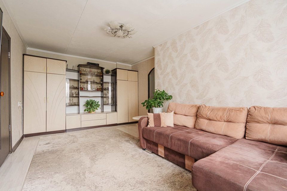 Продаётся 3-комнатная квартира, 60.9 м²