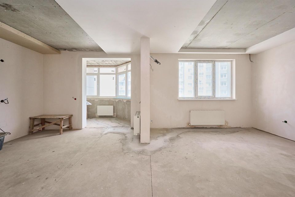 Продаётся 3-комнатная квартира, 102 м²