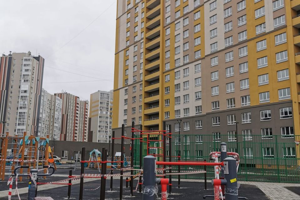 Продаётся 2-комнатная квартира, 72.82 м²
