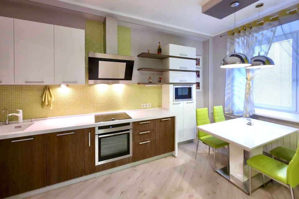 Продаётся 4-комнатная квартира, 110 м²