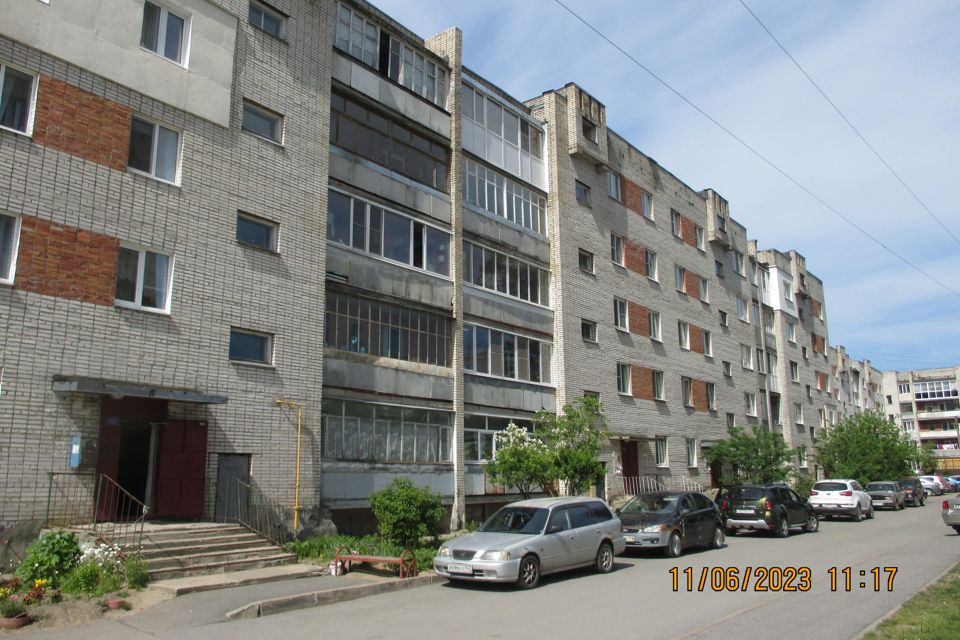 Продаётся 4-комнатная квартира, 80 м²