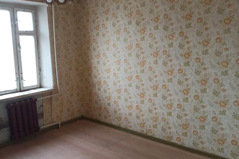 Продаётся комната в 1-комн. квартире, 14.9 м²