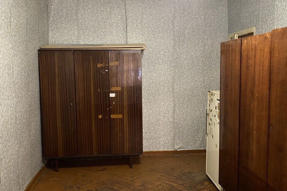 Продаётся комната в 3-комн. квартире, 16.2 м²