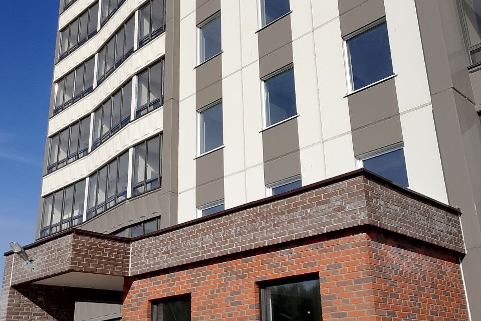 Продаётся 2-комнатная квартира, 67.4 м²