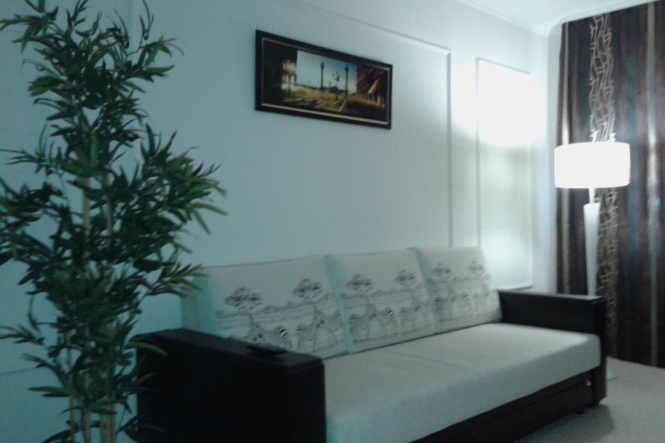 Продаётся 1-комнатная квартира, 37.2 м²