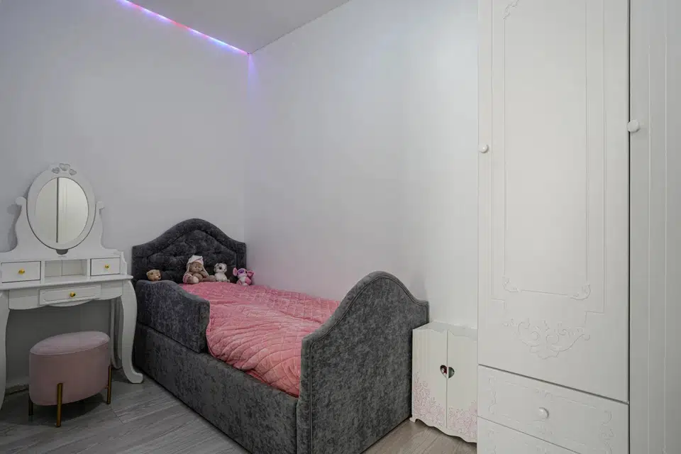 Продаётся 4-комнатная квартира, 108.8 м²