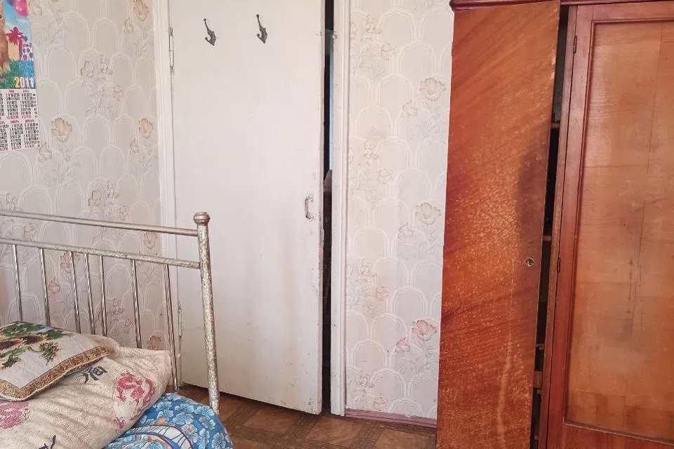 Продаётся 4-комнатная квартира, 81 м²
