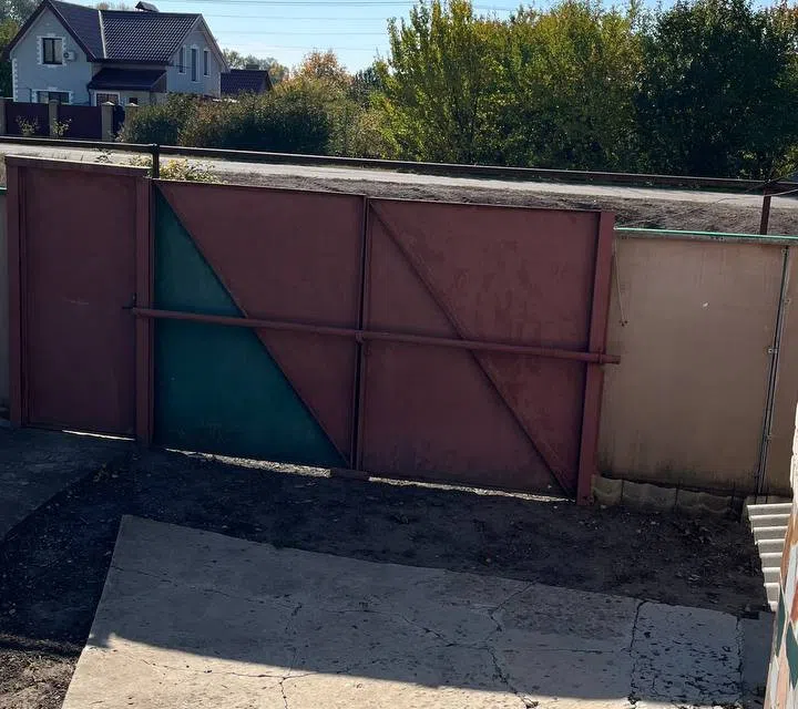 Продаётся 3-этажный дом, 181.7 м²