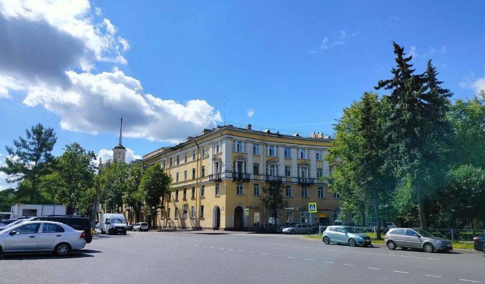 Продаётся комната в 4-комн. квартире, 13.8 м²