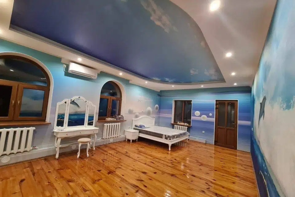 Продаётся 2-этажный дом, 350 м²