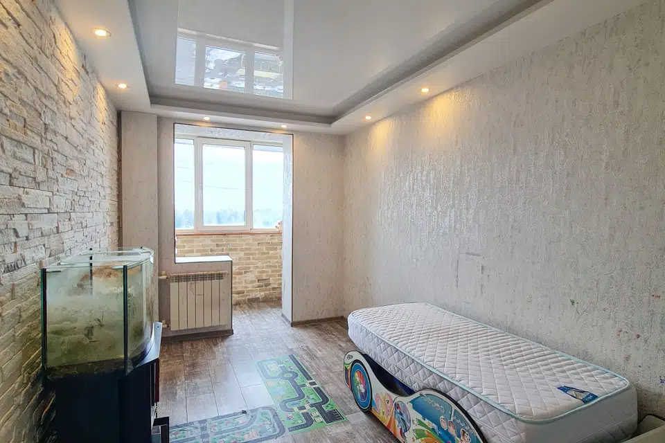 Продаётся 3-комнатная квартира, 60.3 м²