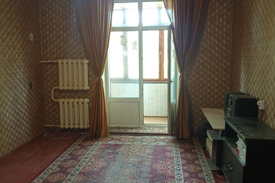 Продаётся 1-комнатная квартира, 37.7 м²