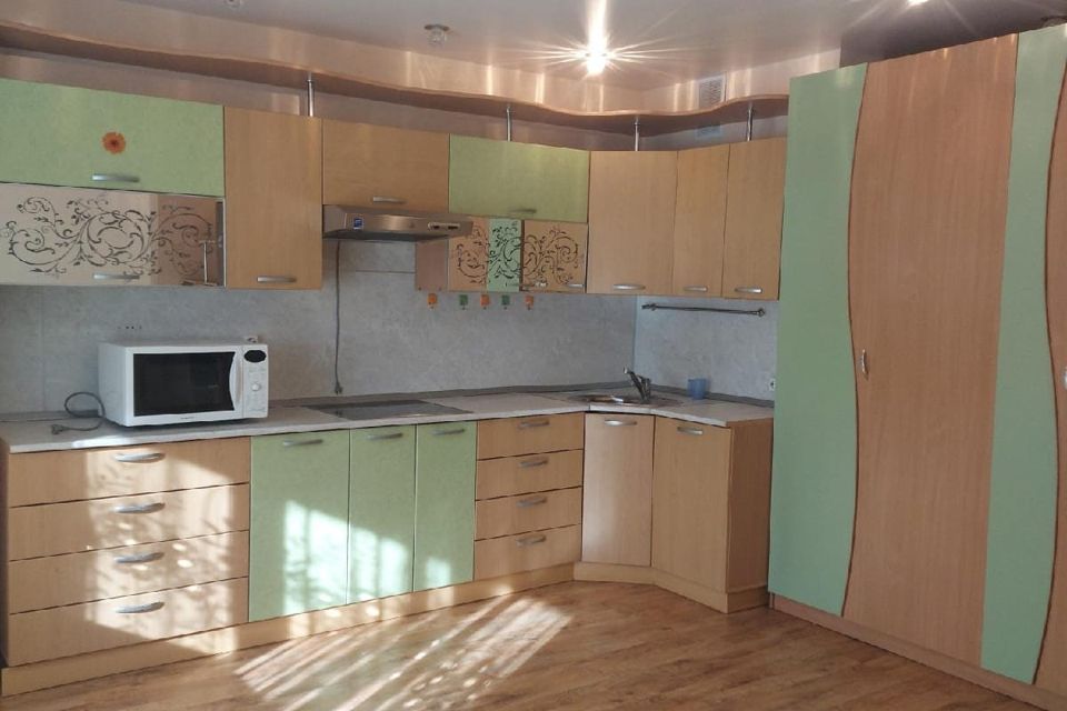 Сдаётся 1-комнатная квартира, 43 м²