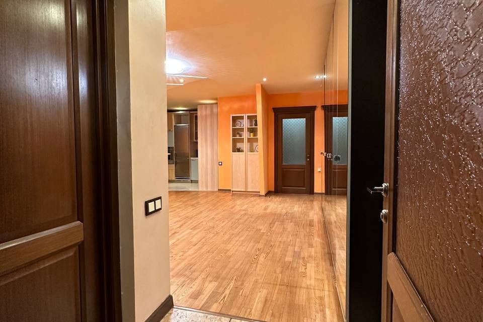 Продаётся 3-комнатная квартира, 79.7 м²