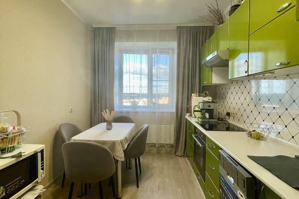 Продаётся 2-комнатная квартира, 58.3 м²