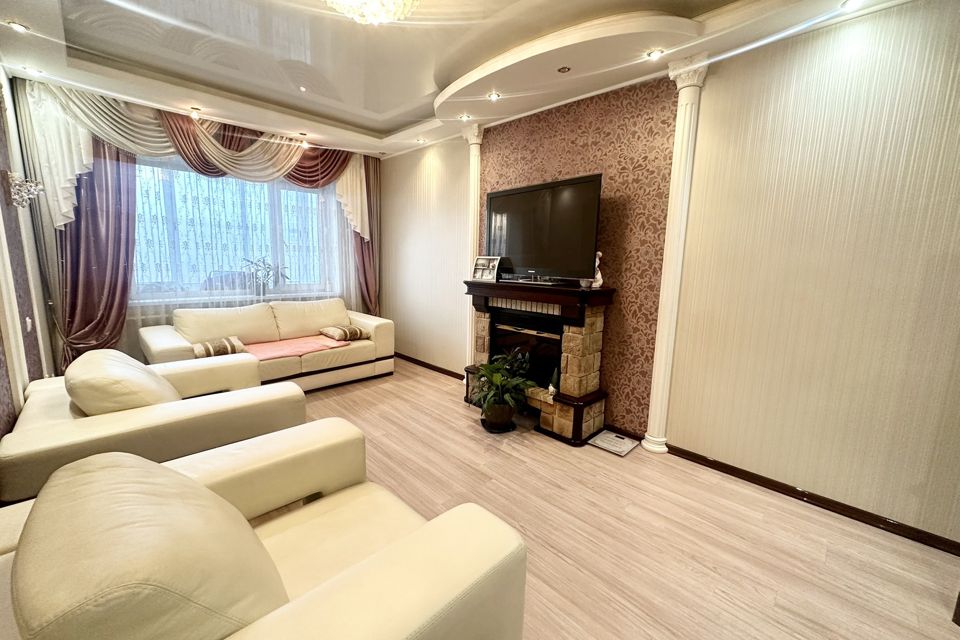 Продаётся 4-комнатная квартира, 99 м²