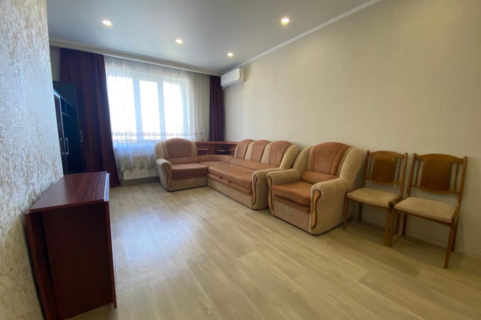Сдаётся 1-комнатная квартира, 40 м²