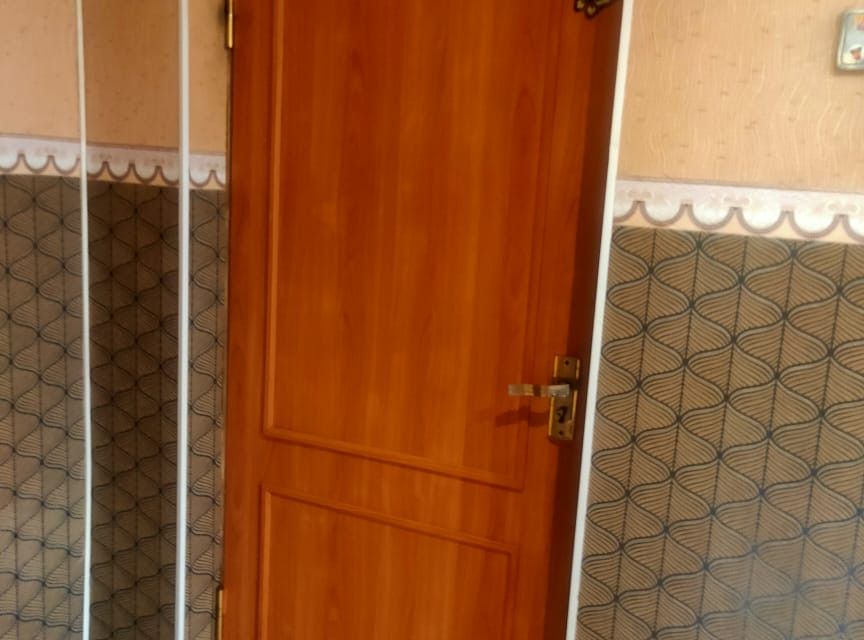Продаётся 4-комнатная квартира, 71.3 м²