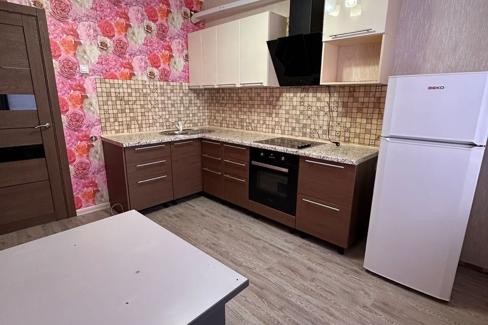 Продаётся 1-комнатная квартира, 37.3 м²