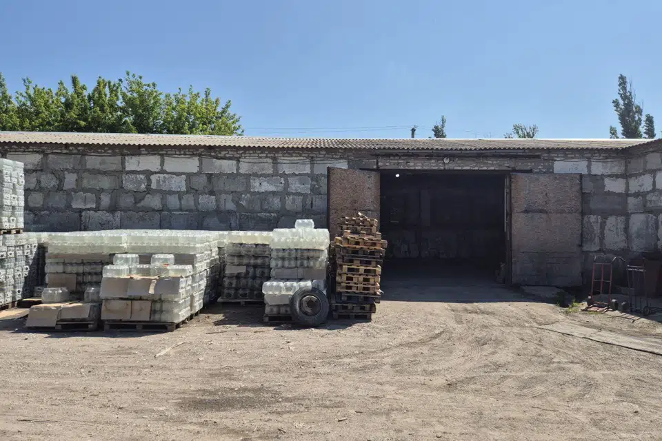 Продаётся помещение своб. назначения, 1340 м²