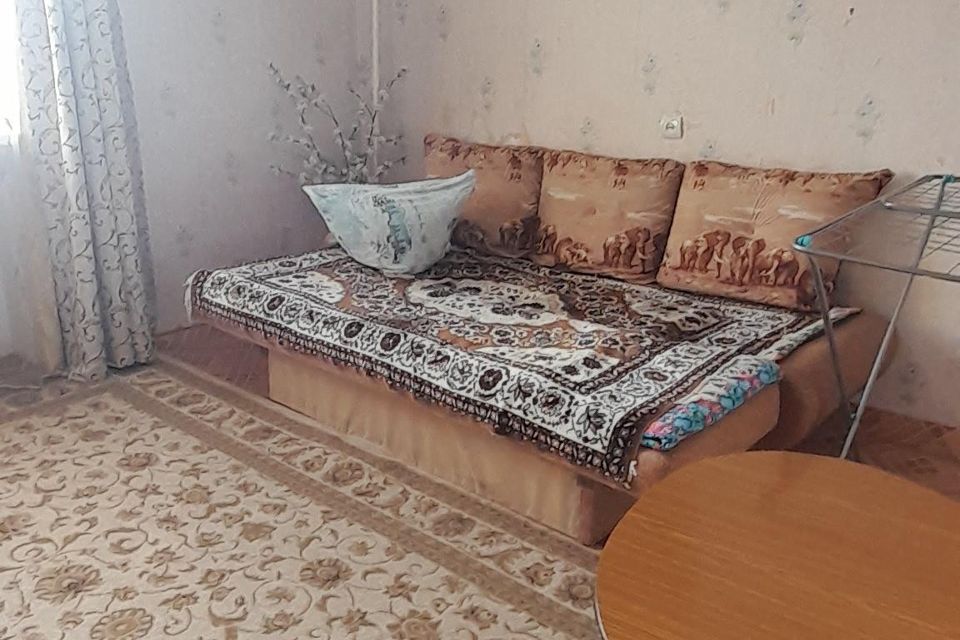 Продаётся 1-комнатная квартира, 35.9 м²