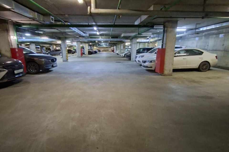 Продаётся машиноместо, 14.4 м²