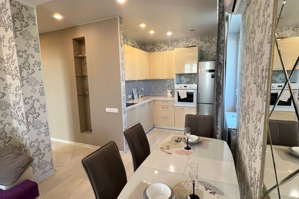 Сдаётся 3-комнатная квартира, 65 м²