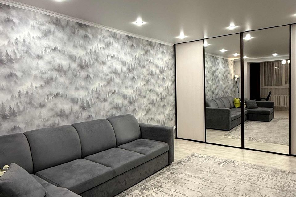 Продаётся 1-комнатная квартира, 53.6 м²