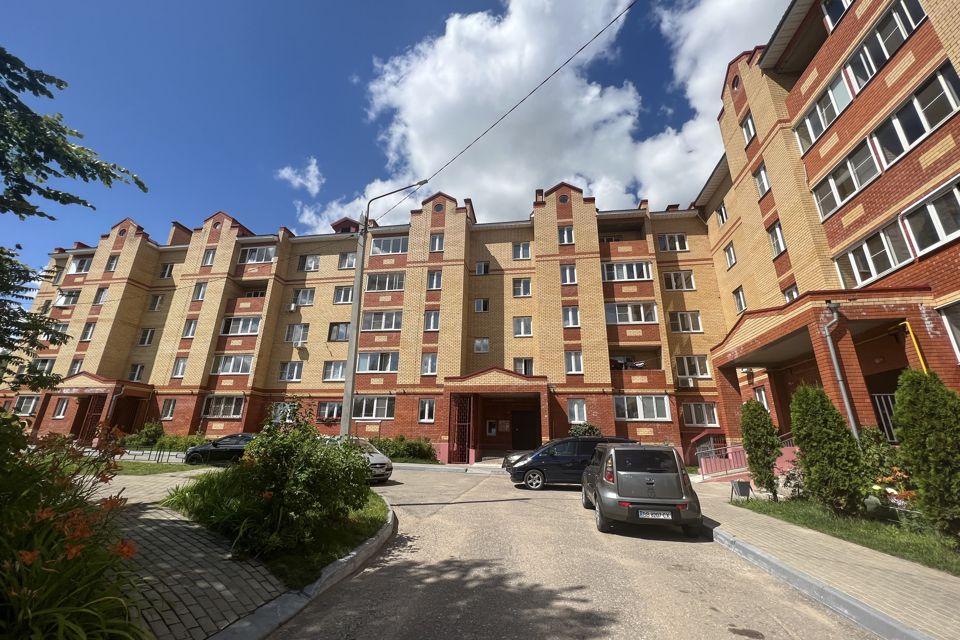 Продаётся 3-комнатная квартира, 93.9 м²