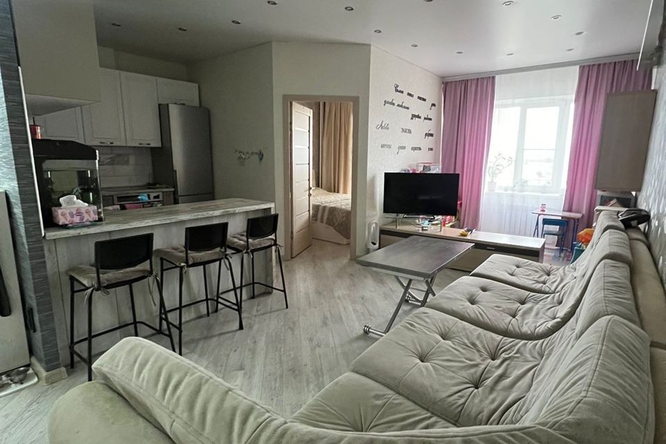 Продаётся 2-комнатная квартира, 57.2 м²