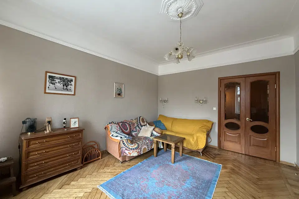 Продаётся 4-комнатная квартира, 87.4 м²