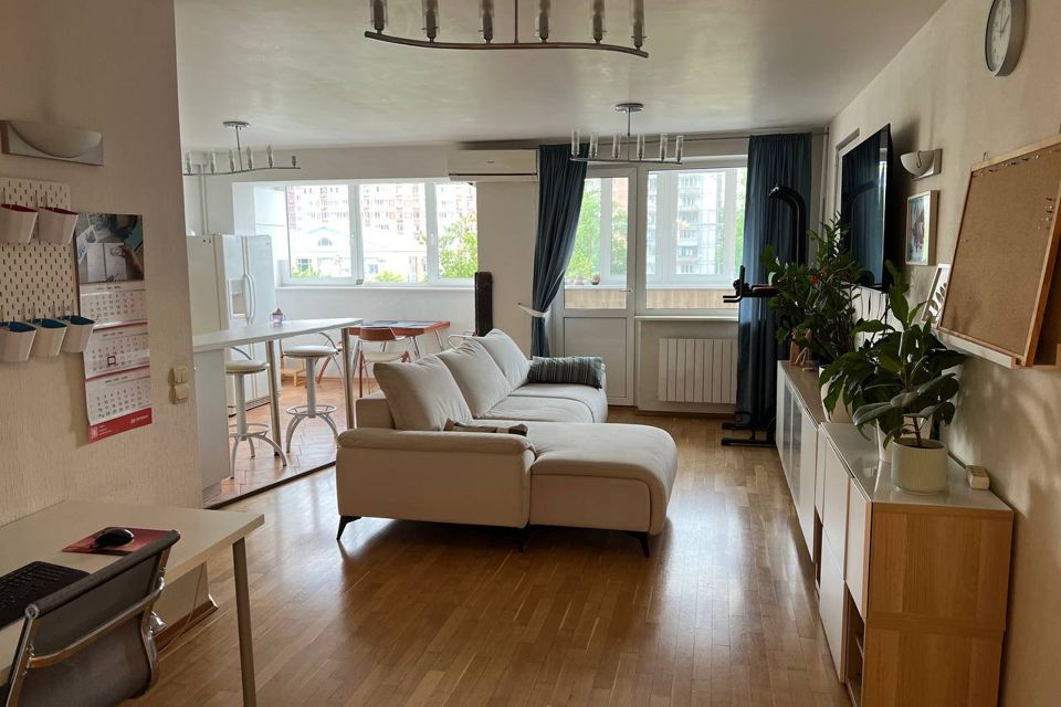 Продаётся 3-комнатная квартира, 87.9 м²