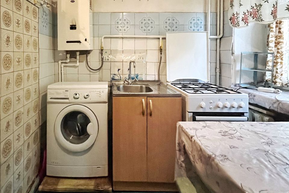 Продаётся 3-комнатная квартира, 52 м²