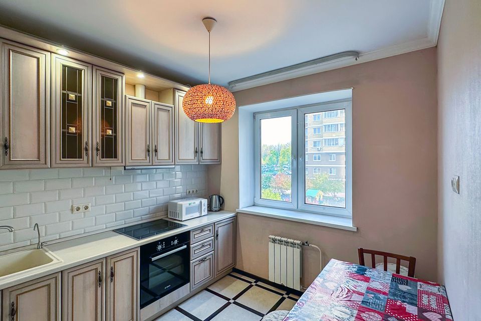 Продаётся 2-комнатная квартира, 50.7 м²
