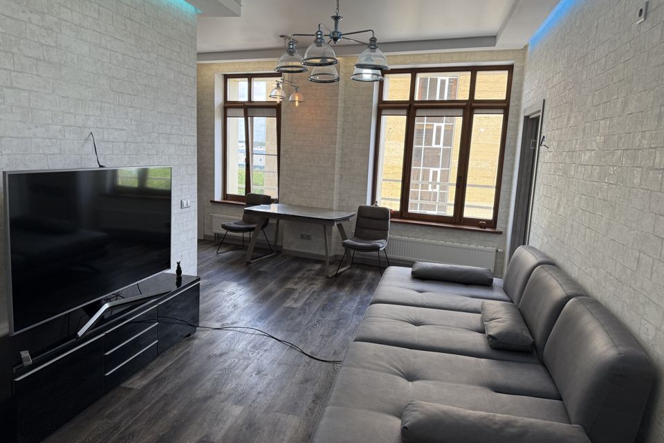 Продаётся 2-комнатная квартира, 67.1 м²