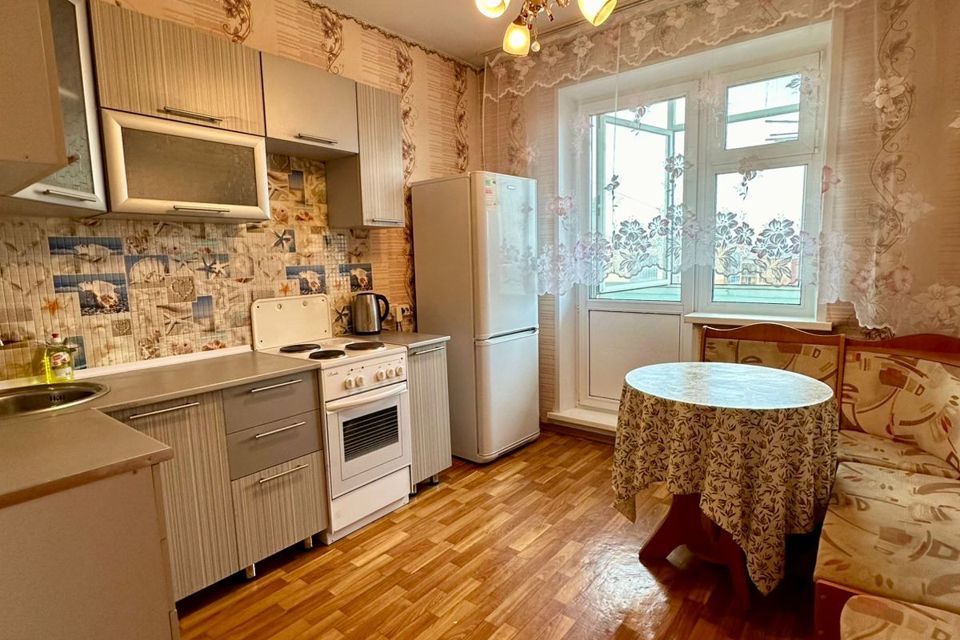 Продаётся 1-комнатная квартира, 35.7 м²