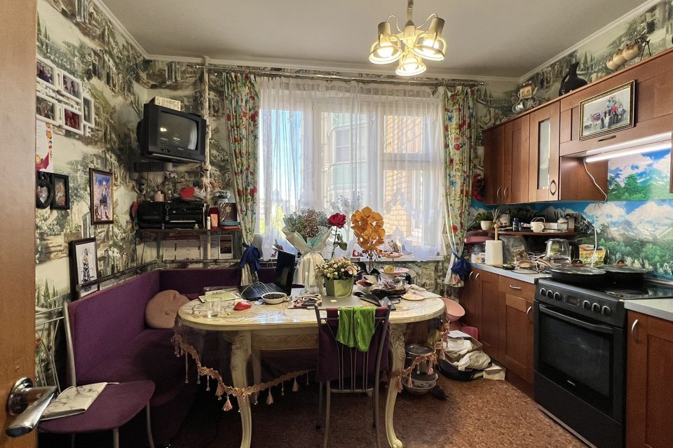Продаётся 3-комнатная квартира, 81.3 м²