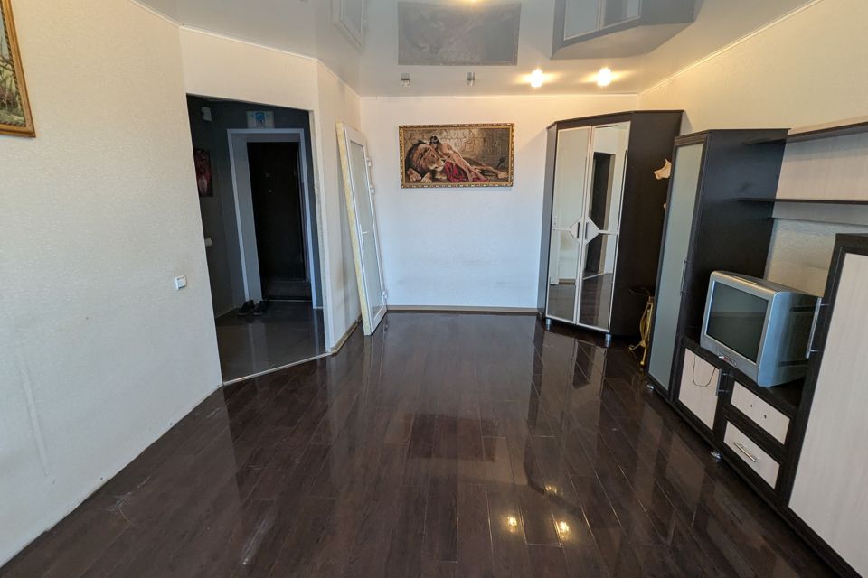 Продаётся 1-комнатная квартира, 40.7 м²