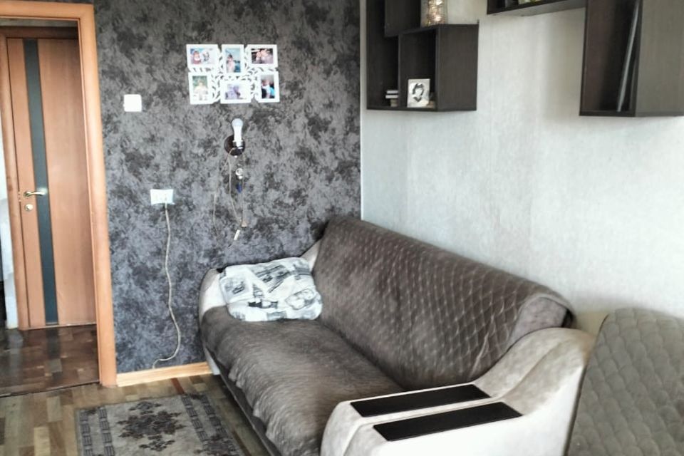 Продаётся 1-комнатная квартира, 42 м²