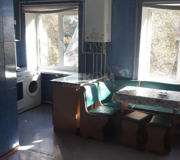 Продаётся 3-комнатная квартира, 65 м²