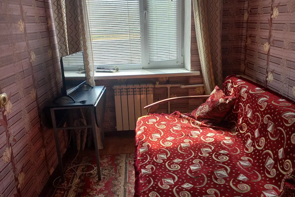 Продаётся 3-комнатная квартира, 43 м²